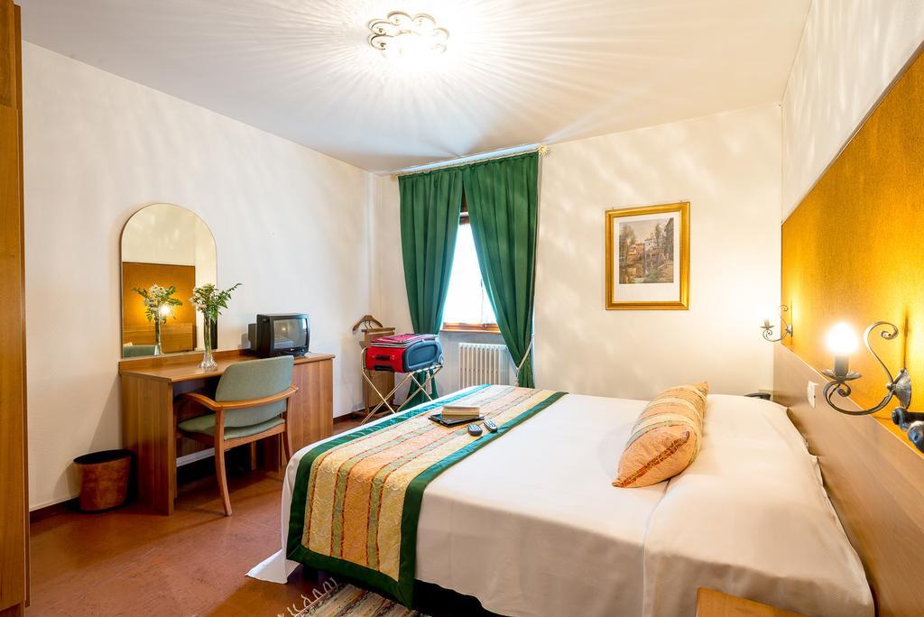 Albergo Altavilla Tirano Quarto foto